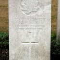 Headstone of George Harvey (1884-1918)